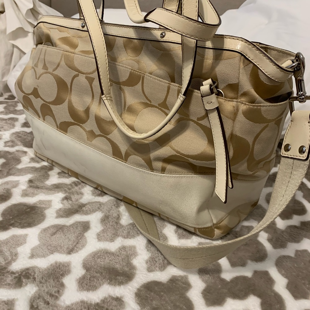 Coach diaper bag - Picture 4 of 5